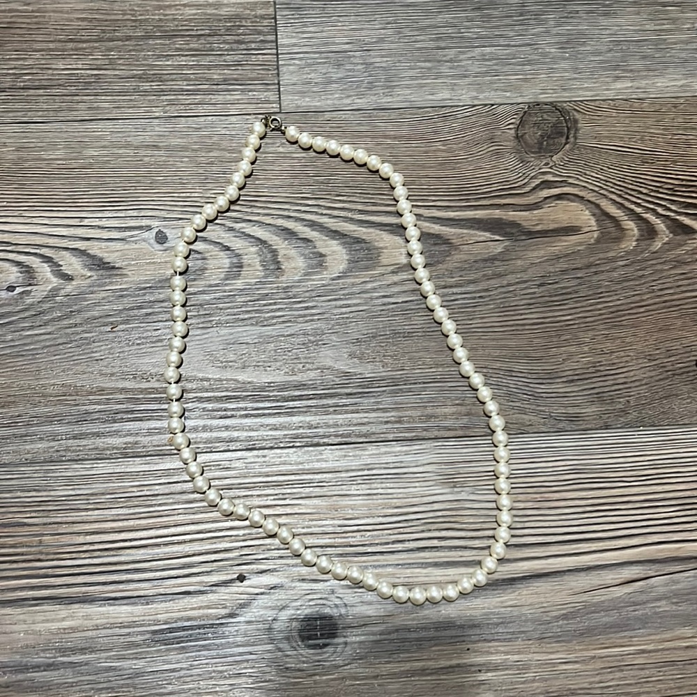 pearl necklace